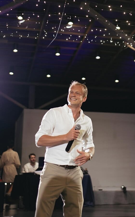 Andrey Zaykovskiy speaking at a public event